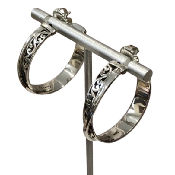 LOIS HILL Sterling Silver Cut Out Hoops with Silver Accent Entwined Throughout - Picture 14 of 14